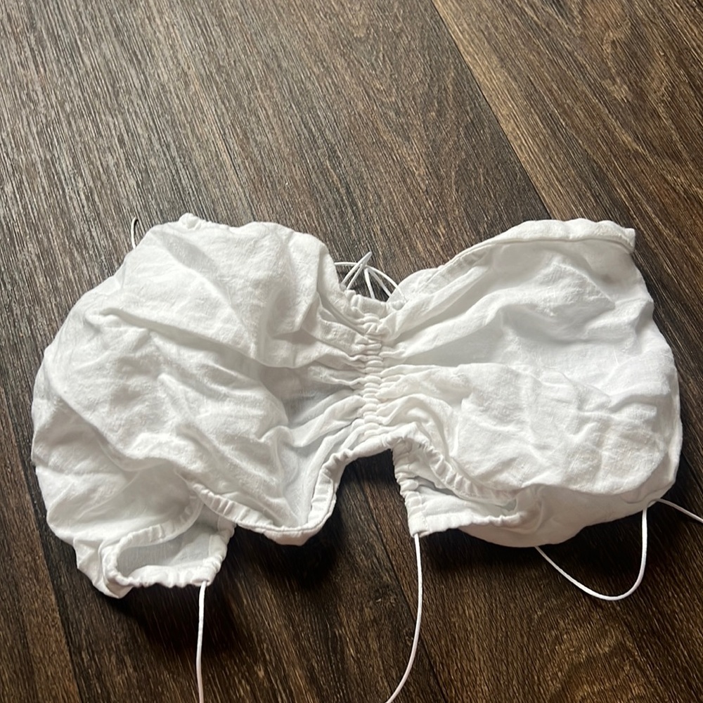 Natalie rolt Linen crop top